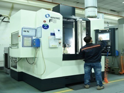 CNC machining center 